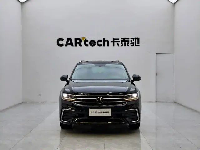 Volkswagen Tiguan L — Фото автомобиля 3