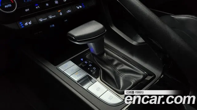 Hyundai Avante CN7 — Фото автомобиля 12