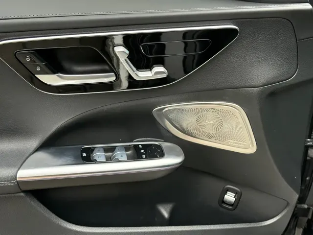 Mercedes-Benz C-Class — Фото автомобиля 10
