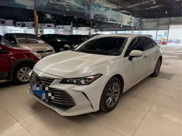 Фотография автомобиля — Toyota Avalon