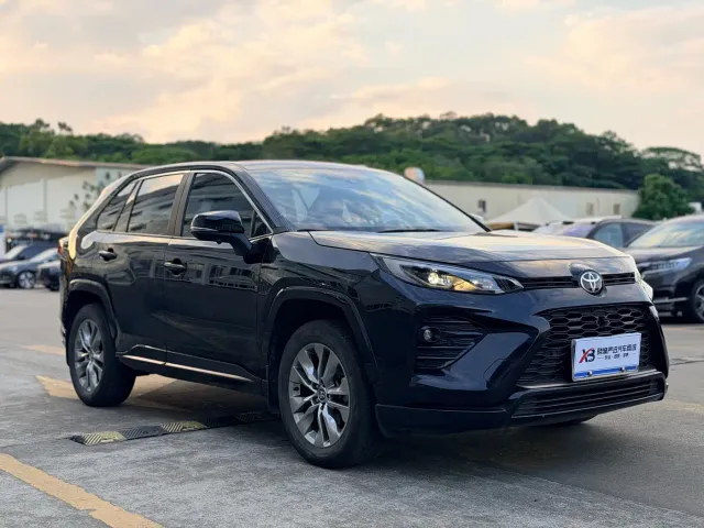 Toyota Wildlander — Фото автомобиля 3
