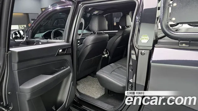 KG_Mobility_Ssangyong Rexton Новый Rexton Sport Khan Дизель 2.2 2WD — Фото автомобиля 22