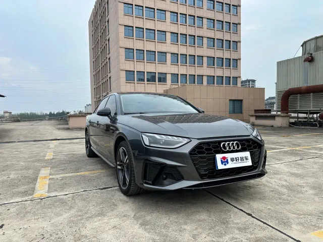 Audi A4L — Фото автомобиля 3