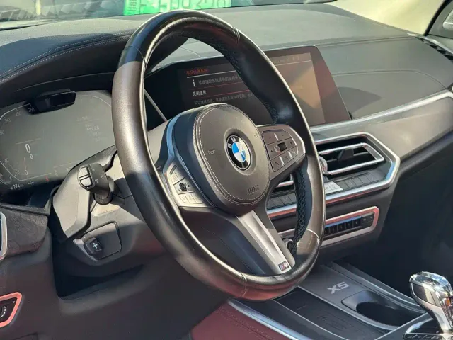 BMW X5 — Фото автомобиля 9