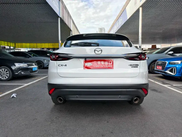 Mazda CX-4 — Фото автомобиля 7