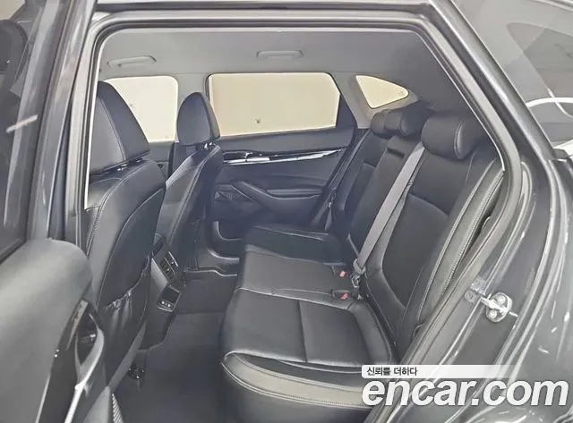 Kia Seltos New — Фото автомобиля 12