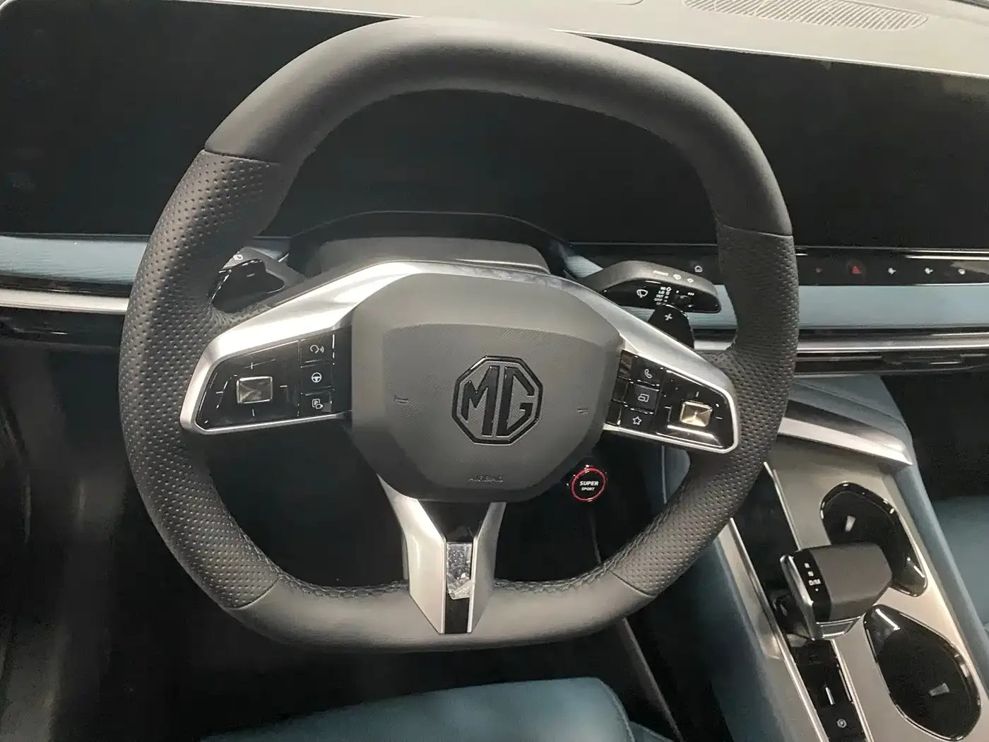 MG MG7 2023 2.0T Automatic Hunting Beauty Premium Edition — Фото автомобиля 7