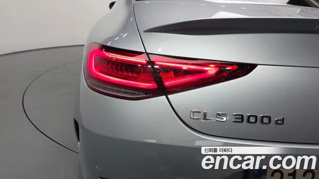 Mercedes-Benz CLS-Class — Фото автомобиля 23