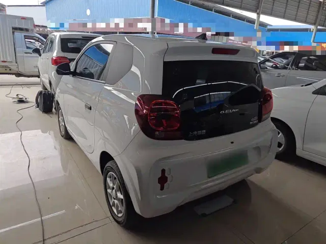 Roewe Clever — Фото автомобиля 4