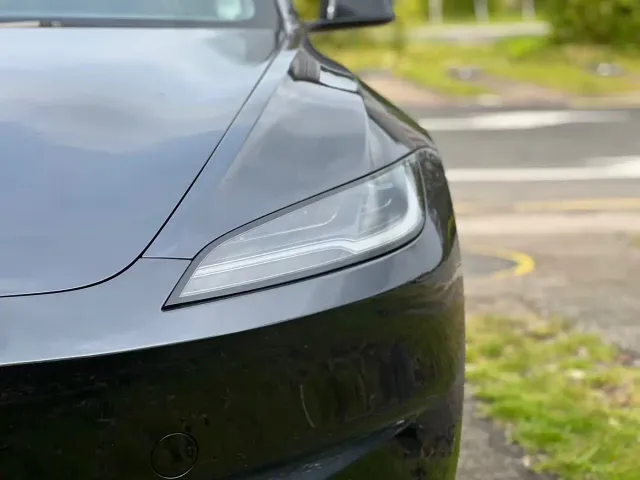 Tesla Model 3 — Фото автомобиля 19