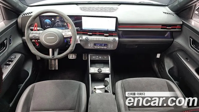 Hyundai Kona Kona (SX2) Бензин 1.6 Turbo 4WD — Фото автомобиля 4