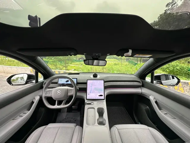 Nio EC6 — Фото автомобиля 12