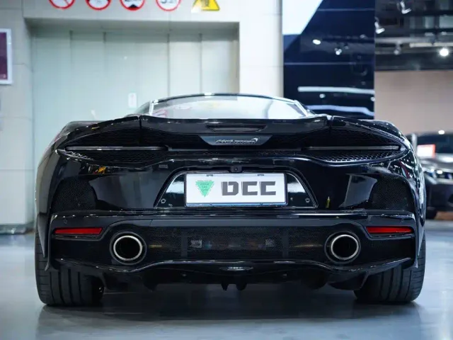 McLaren GT — Фото автомобиля 6