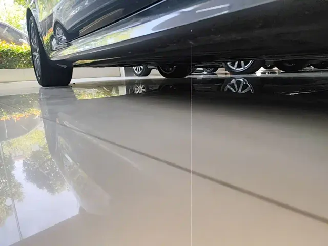 Mercedes-Benz E-Class — Фото автомобиля 20