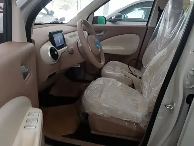 Wuling Hongguang Mini EV — Фото автомобиля 14