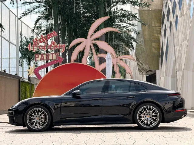 Porsche Panamera — Фото автомобиля 7