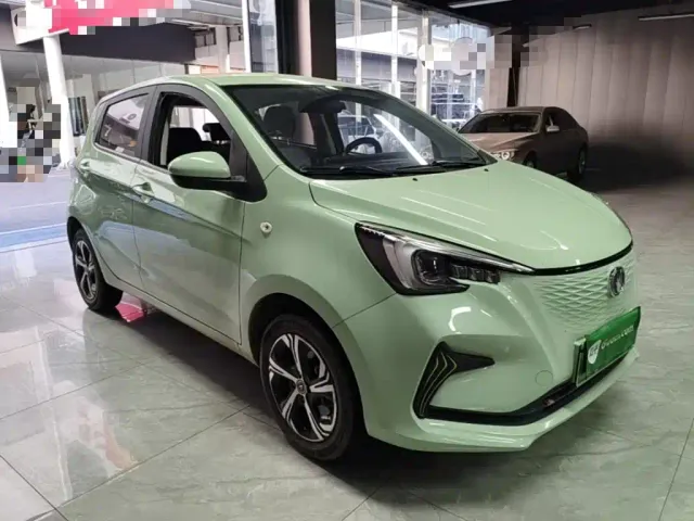 Changan Benben E-Star — Фото автомобиля 3