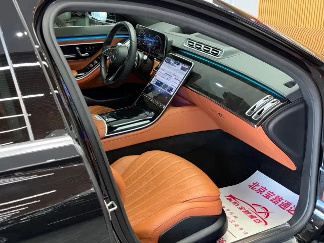 Mercedes-Benz S-Class — Фото автомобиля 13