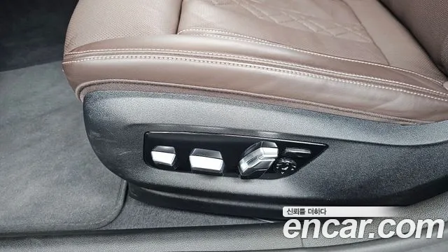 BMW 5-Series — Фото автомобиля 30
