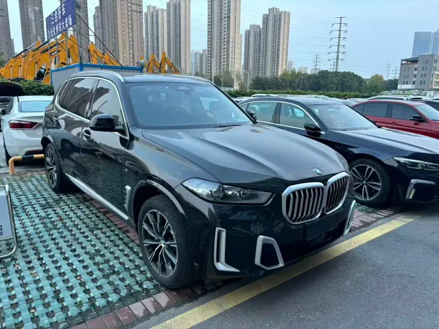 BMW X5 — Фото автомобиля 3