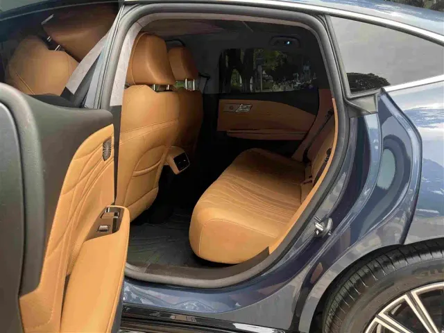 Geely Galaxy Xingyao 8 — Фото автомобиля 13