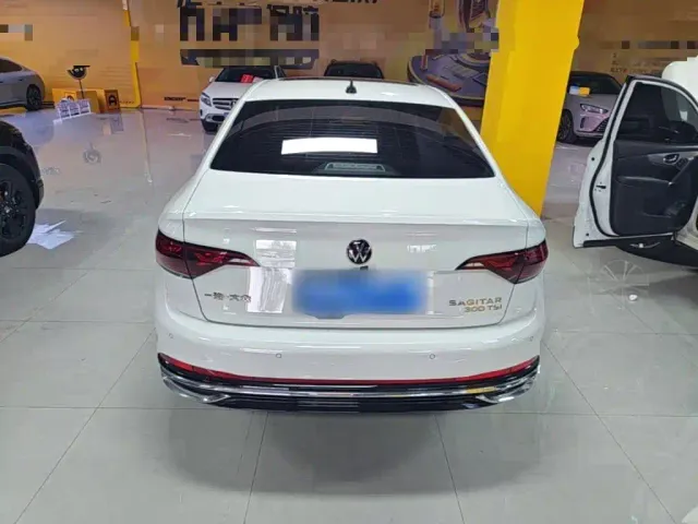 Volkswagen Sagitar — Фото автомобиля 5