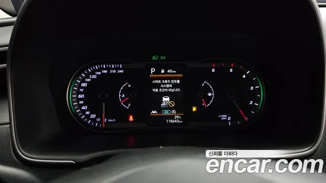 Hyundai Tucson Tucson (NX4) Дизель 2.0 2WD — Фото автомобиля 8