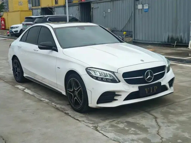 Mercedes-Benz C-Class — Фото автомобиля 2