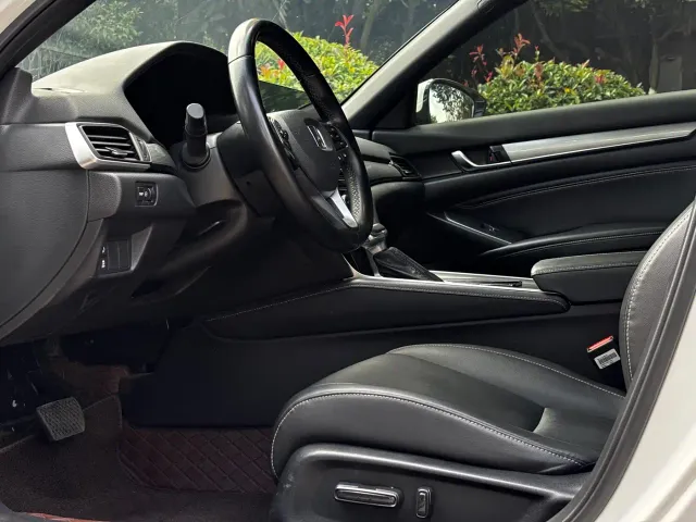 Honda Inspire — Фото автомобиля 8