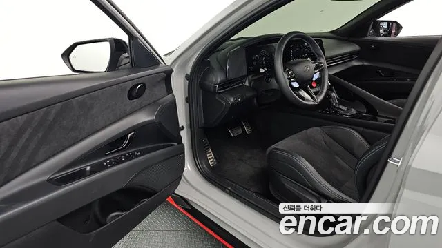 Hyundai Avante CN7 — Фото автомобиля 11