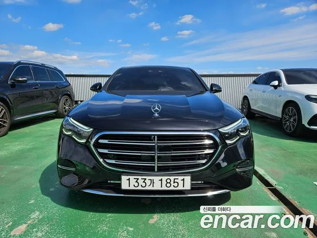 Фотография автомобиля — Mercedes-Benz E-Class W214