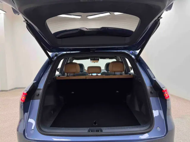 Geely Galaxy Starship 7 EM-i — Фото автомобиля 19