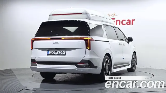 Kia Canival Новый Carnival 4 поколение Бензин 9 мест Hi-Limousine (Спецкузов) — Фото автомобиля 2