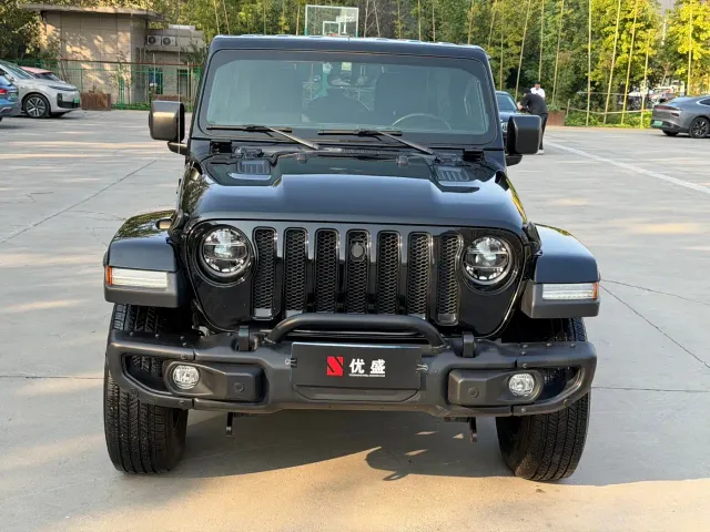 Jeep Wrangler — Фото автомобиля 2