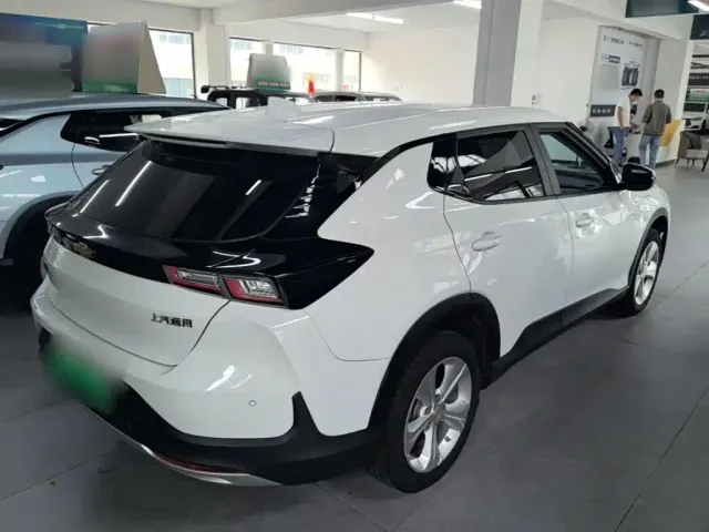 Chevrolet Menlo — Фото автомобиля 6