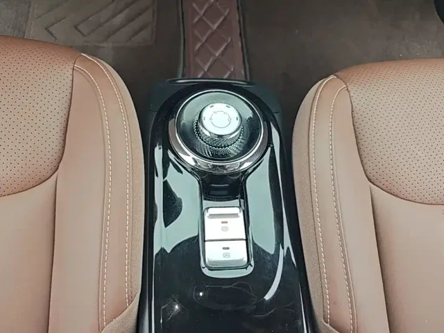 Wuling Bingo — Фото автомобиля 13