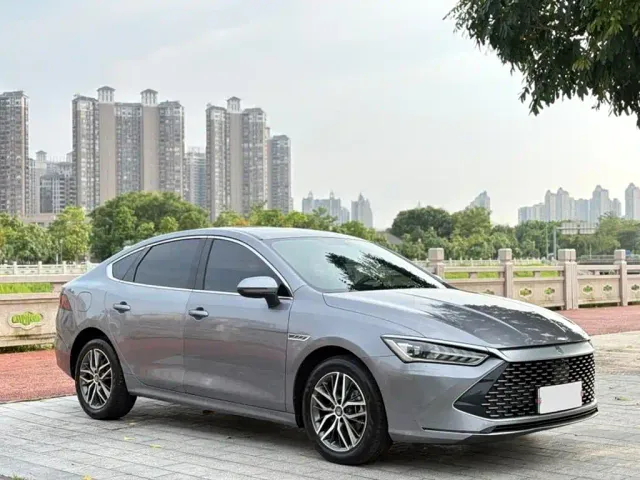 BYD Qin PLUS — Фото автомобиля 3