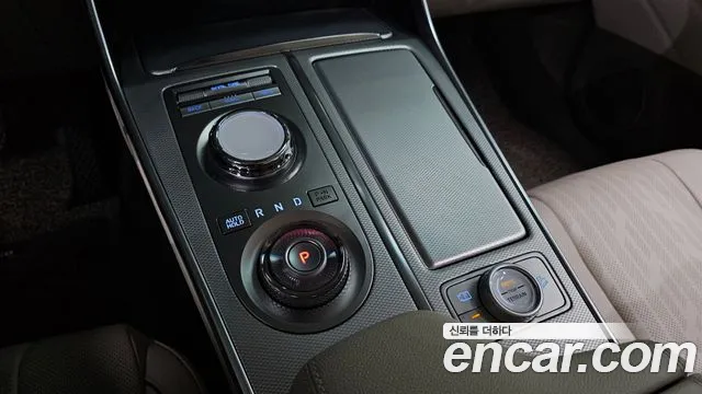 Genesis GV80 2.5T Бензин AWD — Фото автомобиля 9