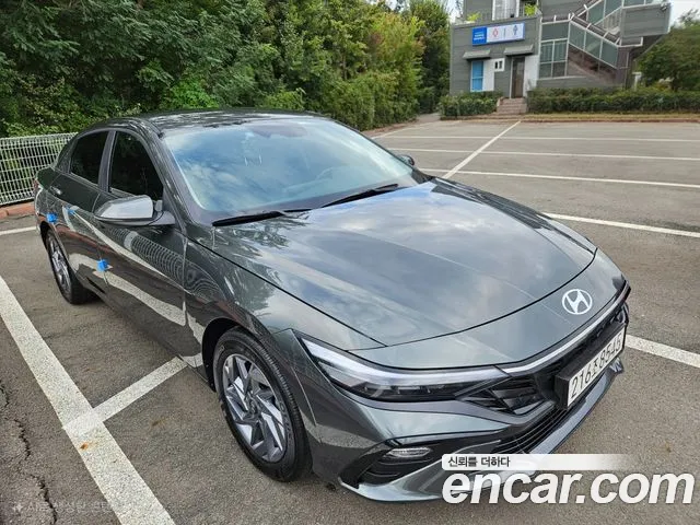 Hyundai Avante CN7 — Фото автомобиля 4