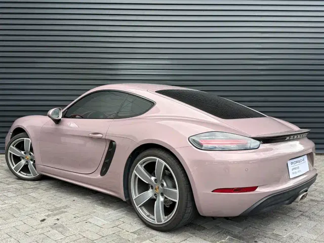 Porsche 718 — Фото автомобиля 3