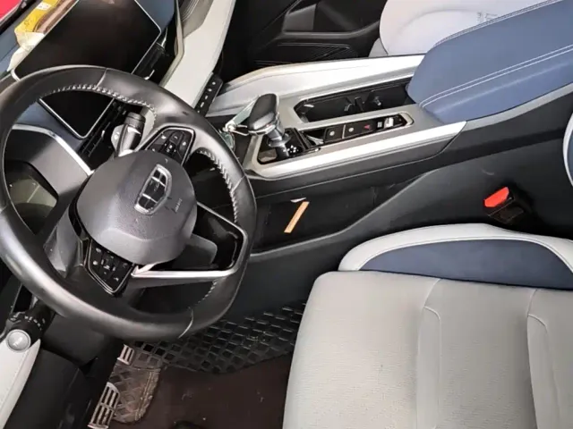 Geely Xingrui — Фото автомобиля 3