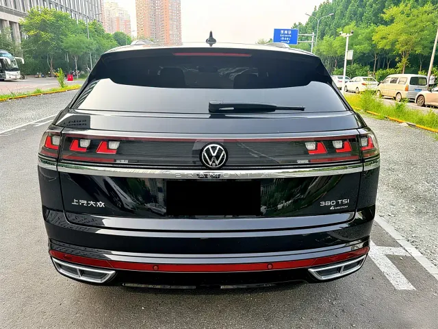 Volkswagen Teramont — Фото автомобиля 6