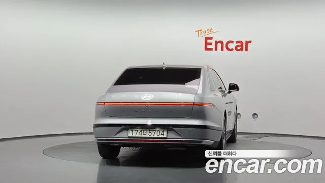 Hyundai Grandeur GN7 — Фото автомобиля 4