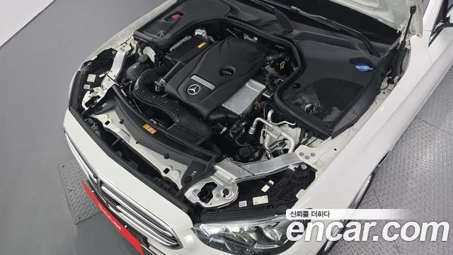 Mercedes-Benz E-Class W213 — Фото автомобиля 9