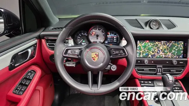 Porsche Macan — Фото автомобиля 5