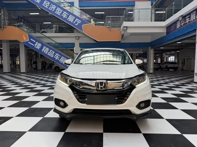 Honda Vezel — Фото автомобиля 3