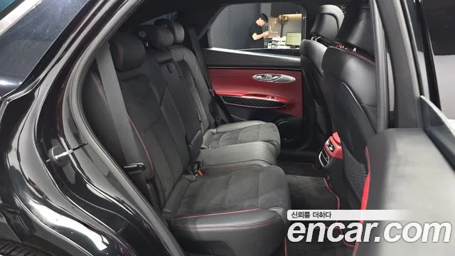 Genesis GV70 2.5T Бензин AWD — Фото автомобиля 23