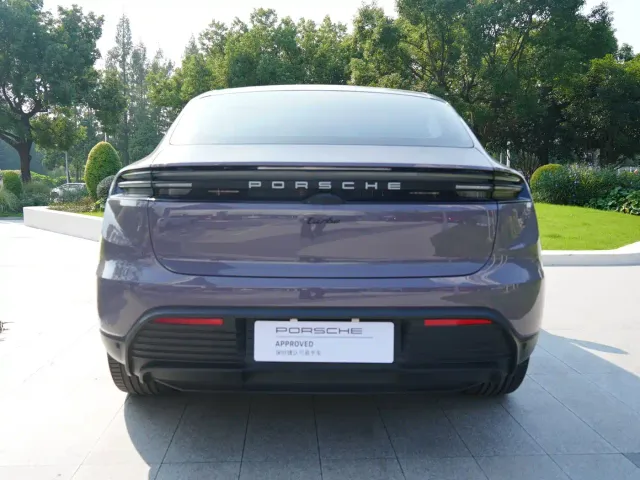 Porsche Macan EV — Фото автомобиля 20