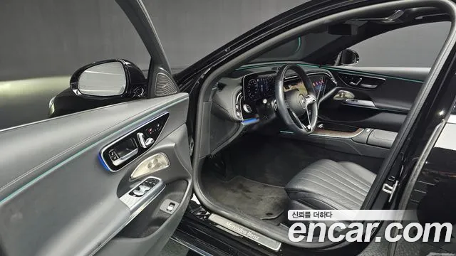 Mercedes-Benz E-Class W214 — Фото автомобиля 14