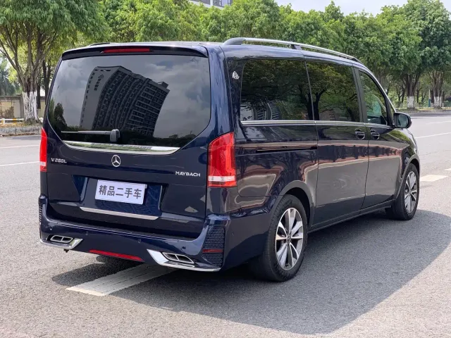 Mercedes-Benz V-Class — Фото автомобиля 4